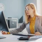 Dark patterns w UX – jak manipulują klientami i czy są legalne?